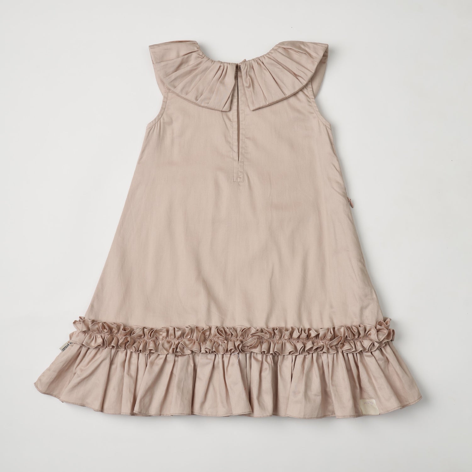 Peter Collar dress with Ruffles