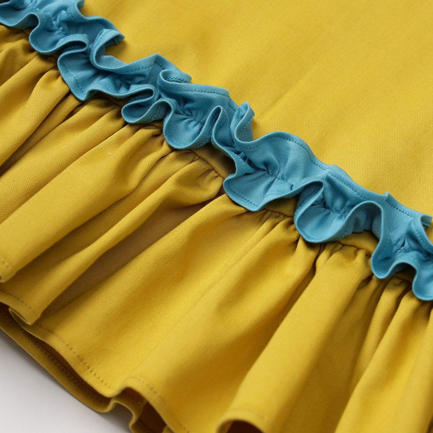 Peter Collar dress with Ruffles